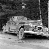 Bilkrock på Kumlavägen.
5 november 1955.