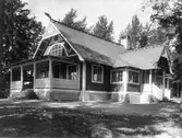 Gävle Segelsällskaps klubbhus. Huseliiharen har fått sitt namn efter stadsmusikanten Nils Huselius, som i början av 1700-talet har bott på 