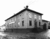 Gefle Stads Auktionshal före detta lGamla Teaterhuset . Södra Kungsgatan och Källgatan