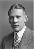 Herr Hällström

