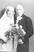 Brudparet Pettersson, Skogsvägen

