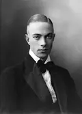 J. Hallenberg
