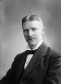 K. Bergkvist

