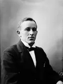 Ernst Åström, Bönan


