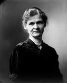 Fru Anna Nilssén. Oktober 1917





