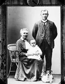 Familjen Hansson och deras hund





