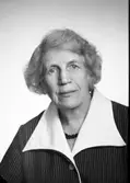Elsa Lindström, Valbogatan 31 b II tr, Gävle. Den 1 juni 1971.