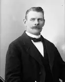 Lundberg.