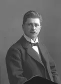 E. Olsson
