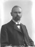 E. Elg