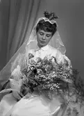 Fru Berggren. Den 17 juni 1956