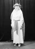 Fröken Sylvia Ovén  som Lucia