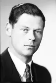 K. E. Trång