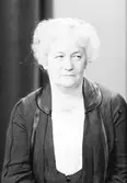 Fru Åhlenius


