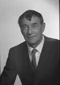 Sven Larsson, Box 853 B, 802 26 Gävle. Den 19 juni 1973
