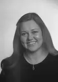 Eva Stolth, Gärdet 2460, Bergvik. Den 4 maj 1973
