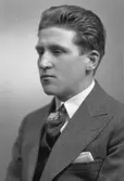 E. Lövberg
