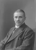 V. Söderström