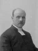Kominister
