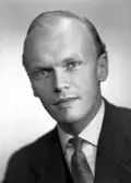 Ture Lindström, Sprötgatan 10, Sandviken. 2 december 1944.