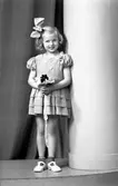 Ulla Berglund, Gäddsjö, Tärnsjö. 19 maj 1945.