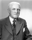 F.d. Vaktmästare C. L. Melander, Norrtullsgatan 3, Gävle. 1945.
