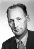 Riksdagsman herr Hans Persson, kommunalkontoret, Bjuråker. 6 september 1945.