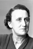 Fröken Stina Kvarnström, Box 3013 A, Gävle 3. 5 december 1945.