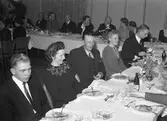 Fotografi tagit i bostaden på 70-årsdagen, 11 mars 1946. Fabrikör Carl Abraham Elfström, Södra Centralgatan 7, Gävle.