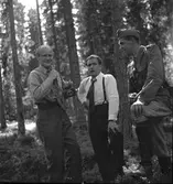 Vägbygge några mil norr om Storvik. Augusti 1950. Reportage för Gefle Dagblad och Norrlands-Posten.

