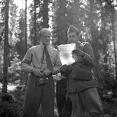 Vägbygge några mil norr om Storvik. Augusti 1950. Reportage för Gefle Dagblad och Norrlands-Posten.

