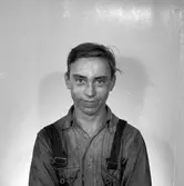 Edmund Pettersson Rederi AB. Legitimationsfotografi. Augusti 1950.


