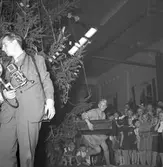 Gefle Jultomtar, julfest. 16 december 1951. Frk. Ljung,
Brändströmgatan 10, Gävle