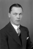 Porträtt av herr Gösta Rosenlund ifrån Kalmar.
