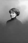 Ella Bäckström. Strand Hotell