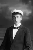 Student Johan Lindbäck. 1890 - 1960. Fjärde Tvärgatan 42, Gävle