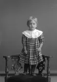 Liten tös. Beställt av W. Söderström. Beckers Tryckeri


