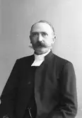 Kyrkoherde Oscar Hedberg, Prästgården, Valbo