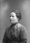 Hilma Eklund, Nygatan 40, Gävle. Dr Weibull