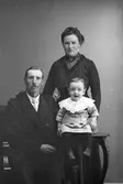 Familjen Israelsson, Strömsbro. / Hille