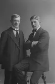 Till vänster Rickard Östlund och Karl Engmark, Västerbergs Folkhögskola, Kungsgården, Storvik

