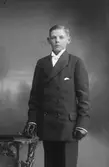 Thore Hillblom, Trädgårdsgränd 7, Gävle. / Dalbom