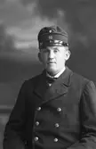 Albert Eriksson, Kaserngatan 68, Gävle. Anställd vid Uppsala-Gefle Järnväg