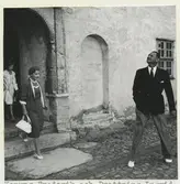 Konung Frederik och drottning Ingrid samt prinsessan Benedikte efter besöket på Kalmar slott.