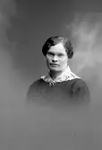 Fru Lina Hagberg, Bollnäs. Negativen kan ha blivit förväxlade se GRP 09803. 2015-10-01