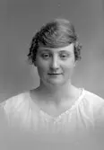 Fröken Helga Wadin