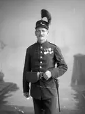 Rörläggare C. E. Forsberg, Sörby, Gävle. (Iförd skarpskytteuniform)


