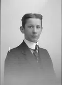 Gunnar Lönnberg. Jacob Wennbergs järnaffär
