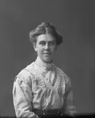 Porträtt från Maria Teschs ateljé, Linköping.