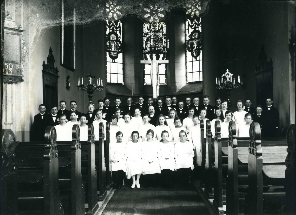 Calla Helena Sundbeck, Konfirmander i Gränna kyrka.